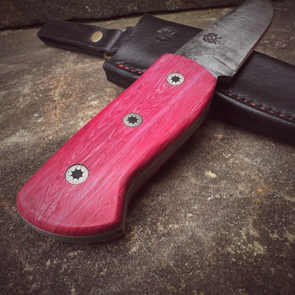 Bespoke Outdoor Knife – Pink Juma with Leather Sheath